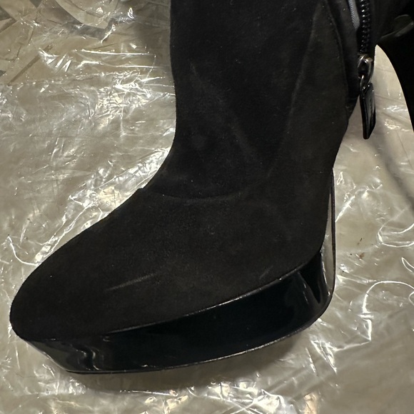 BURBERRY thigh high suede black boots - Picture 6 of 12